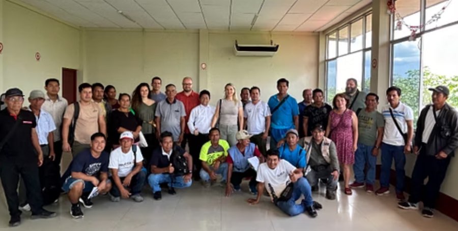 Meeting with community representatives